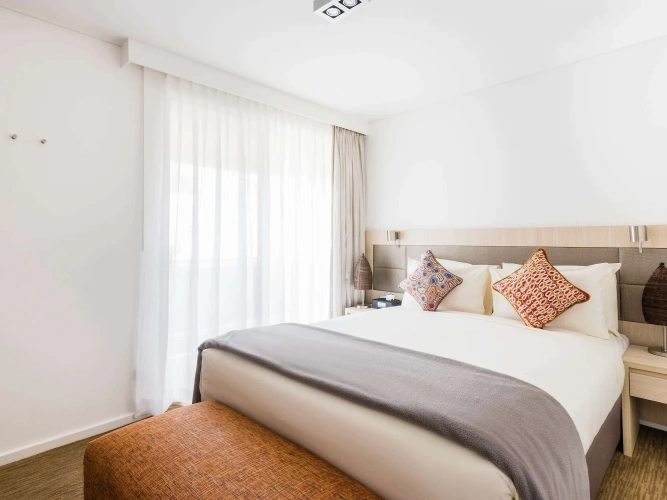 Emu Walk Apartments by Voyages