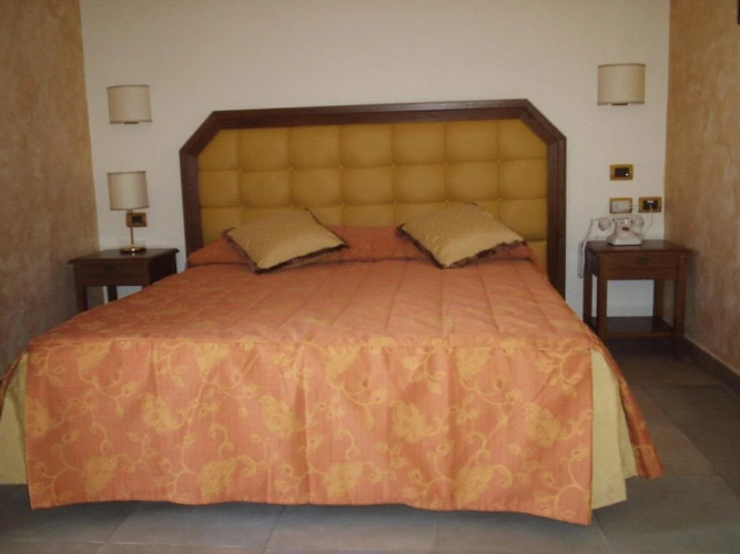 Tolfa Hotel