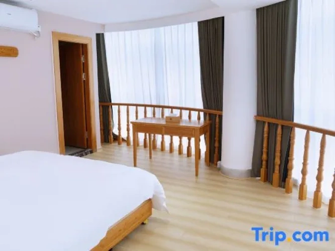 Deluxe Double Suite