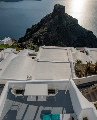 2 Bedrooms Villa