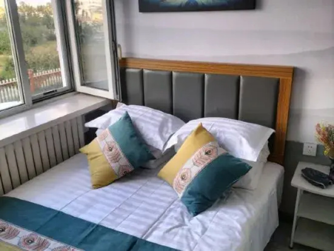 Yuhai Hotel