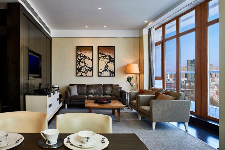 Premier Suite