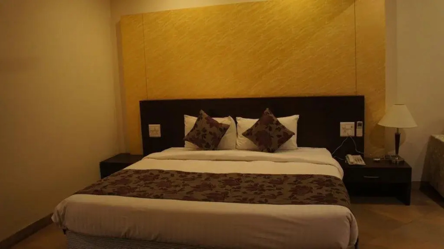 Hotel Ashish International