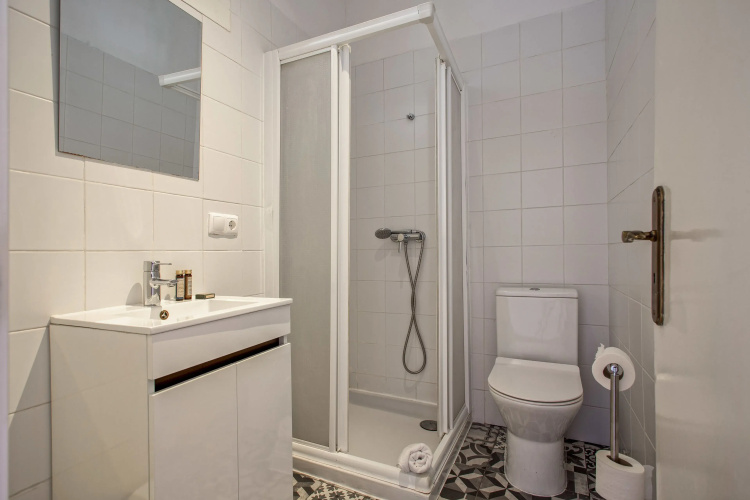 Alfama River View Tailor Made Flat
