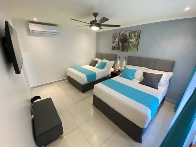 Hotel Naoz