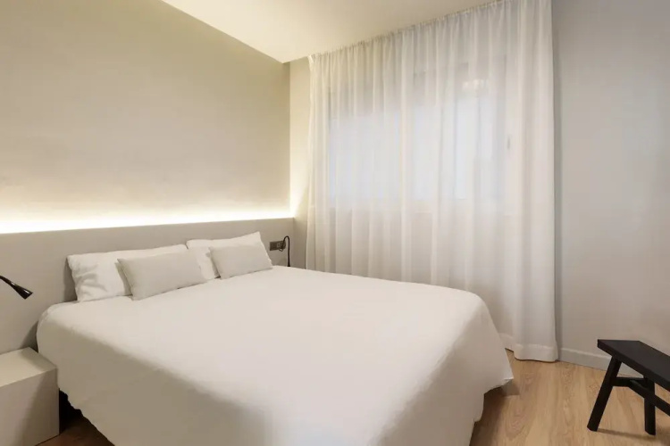 Casanova Apartments By Olala Homes