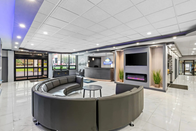 Days Inn by Wyndham Liberty