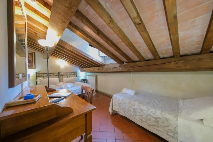 Triple room