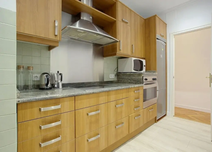 2 Bedrooms Apartment