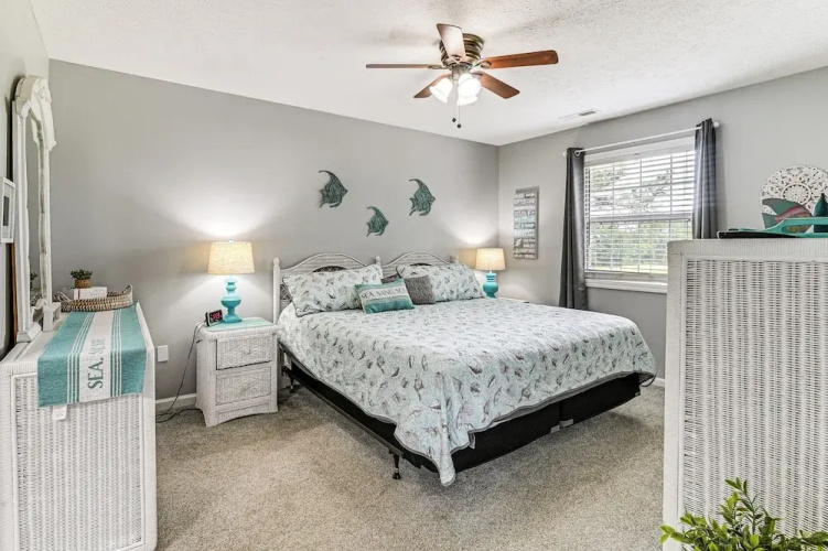 Pool Access & Golf View: Myrtle Beach Retreat!