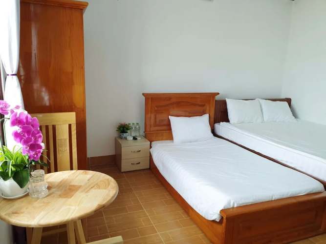 Mui Dinh Hotel