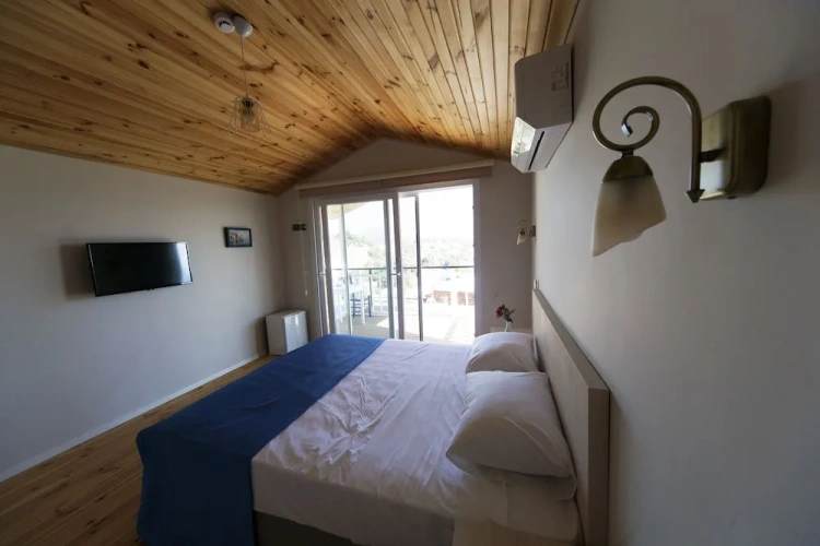 Superior Quadruple room