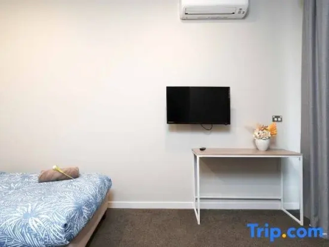 2 Bedrooms Suite