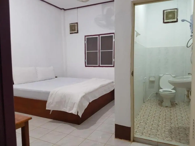 Standard Double room with view