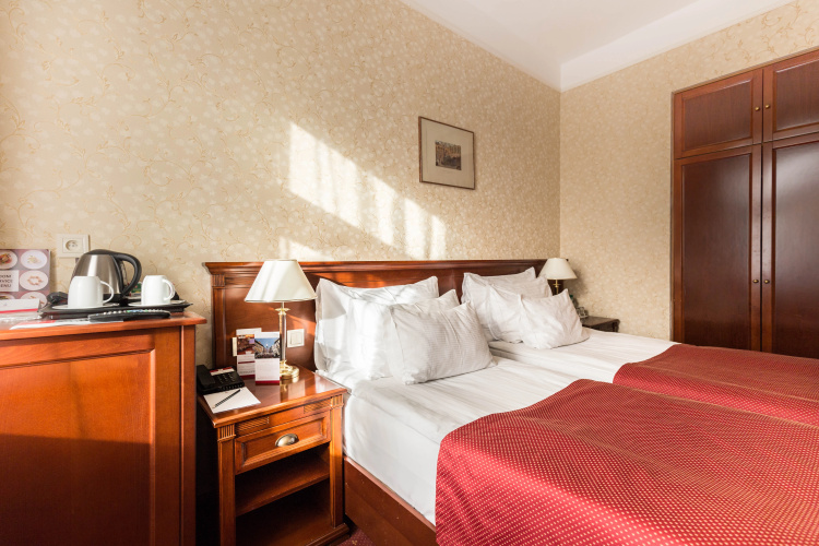 Rott Hotel