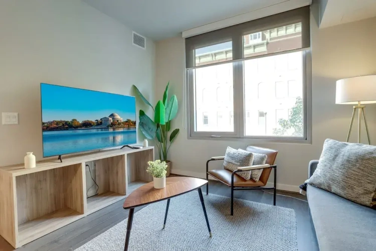 1 Bedroom Comfort Apartment with balcony and with city view