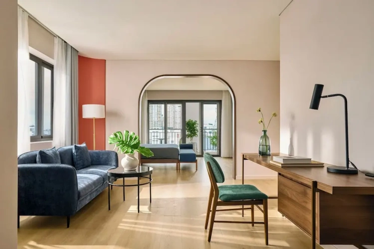 1 Bedroom Suite