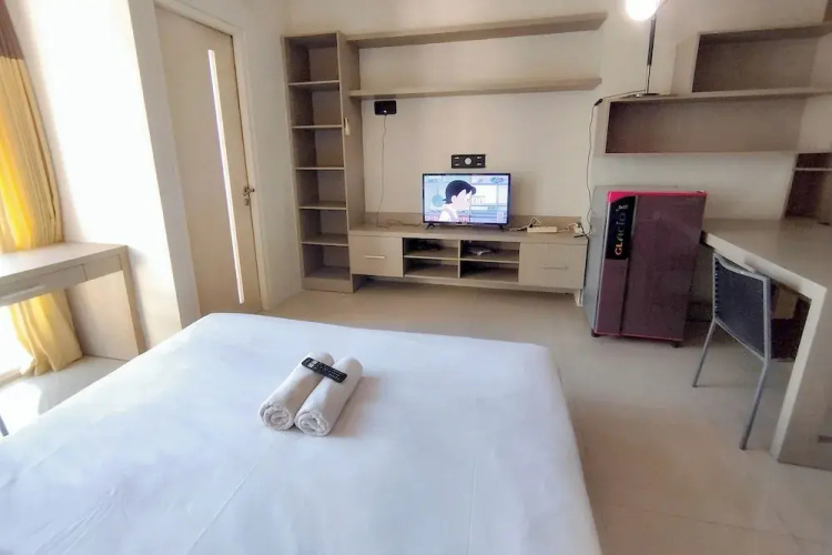 Modern Cozy Studio at The Square Surabaya Apartment