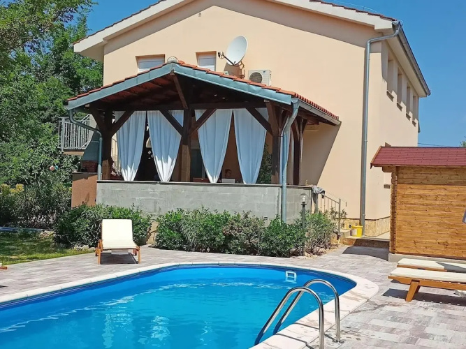 Apartment in Silo Near Sea Beach