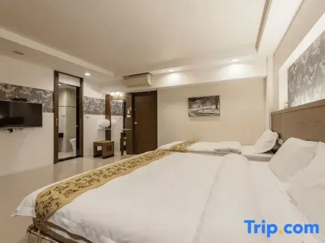 Deluxe Quadruple room