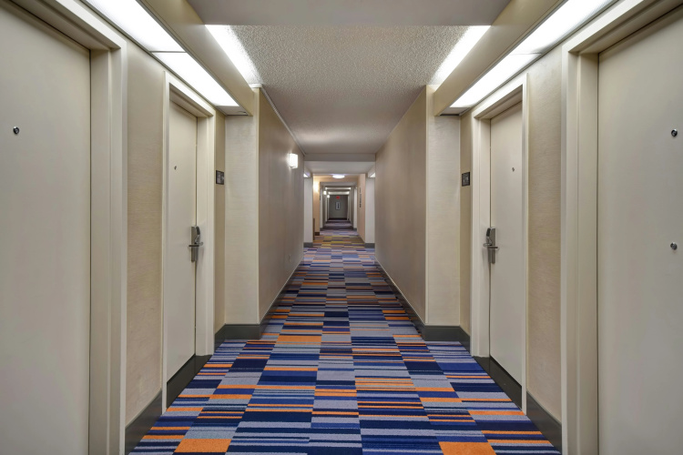 Hampton Inn NY-JFK photo 17