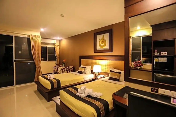 Standard Twin room with balcony and with river view