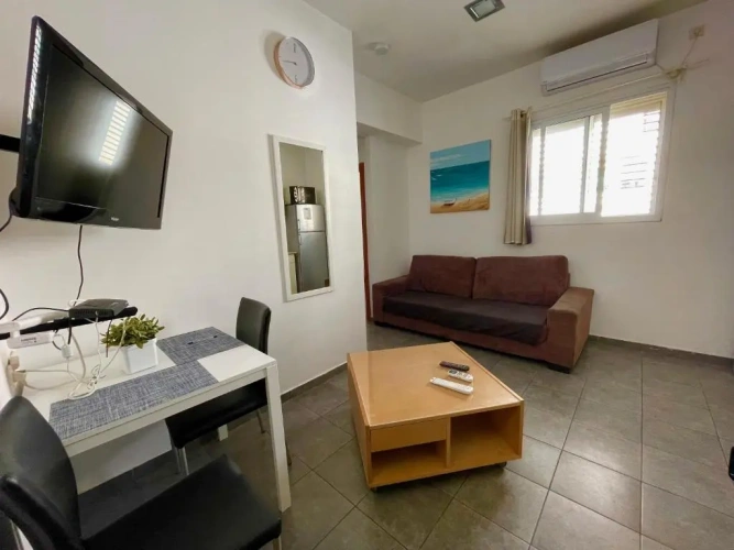 Apartment with sea view