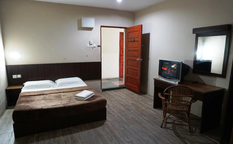 1 Baron Motel