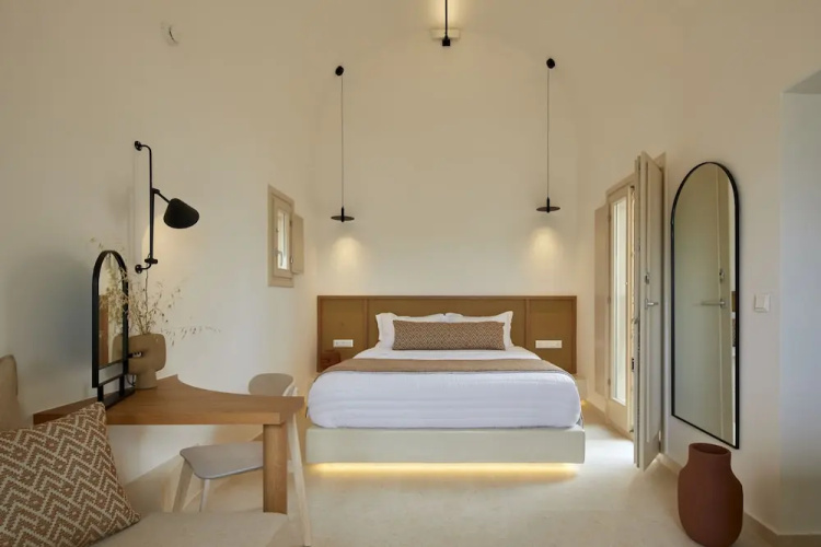 Apricus Suites