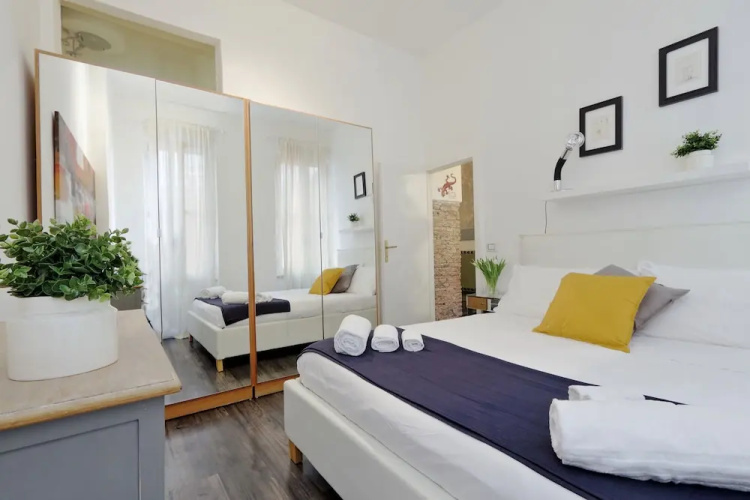 Urbana Apartment