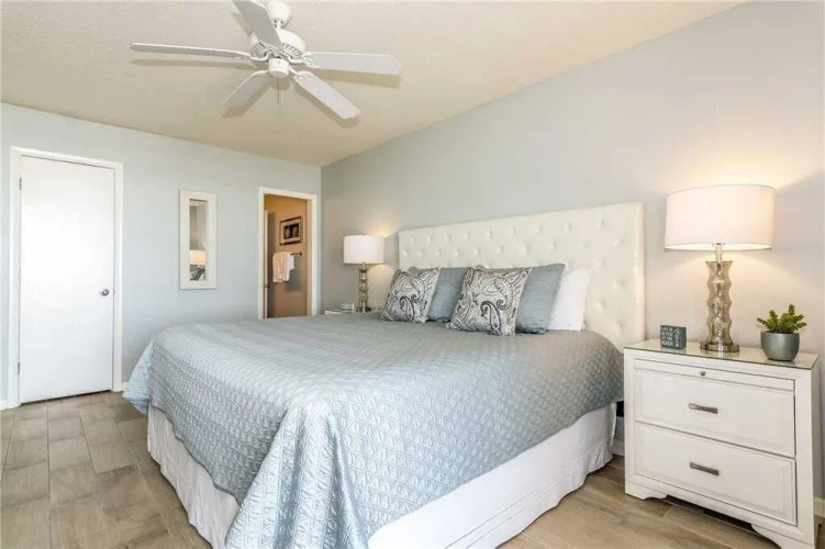 Wind Drift 208 - 2 Br condo by RedAwning