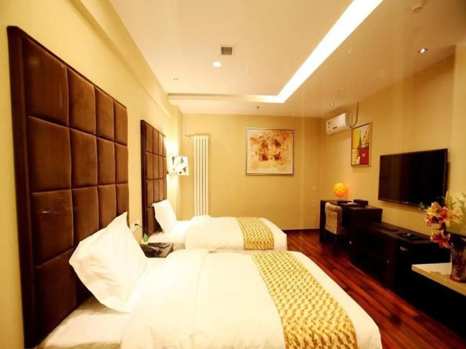 Beijing Hongweiyijia Hotel