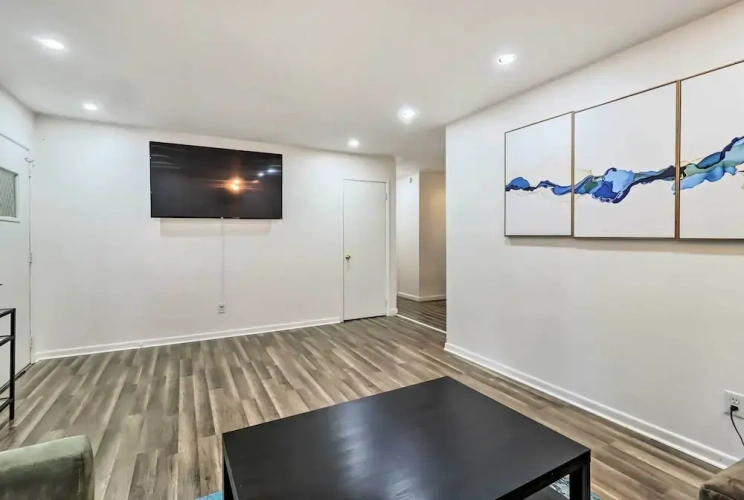 3 Bedrooms Cottage