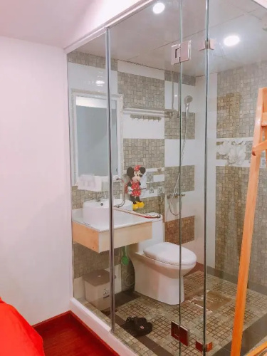 Suri’s Apartment - Suri’s House 2
