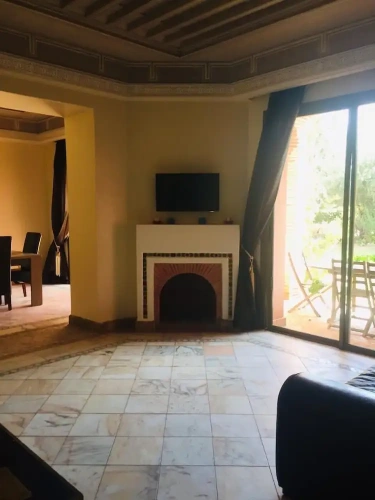 3 Bedrooms Apartment