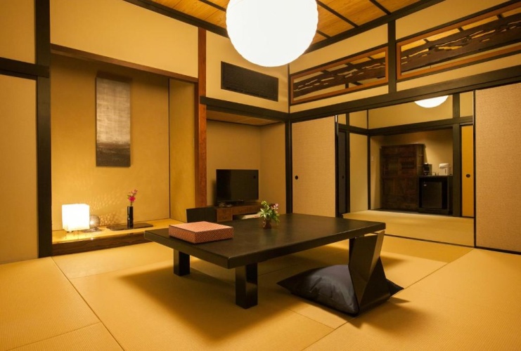 Japanese-Style with futons room