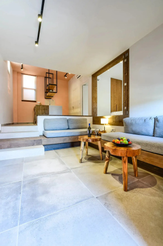 1 Bedroom Suite