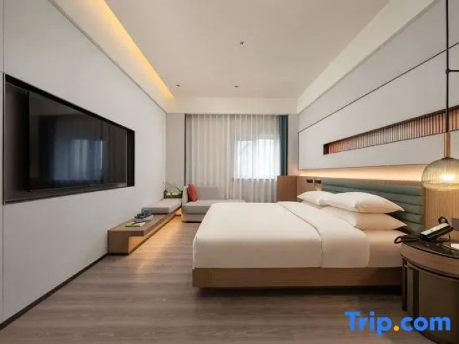 Deluxe Family Suite