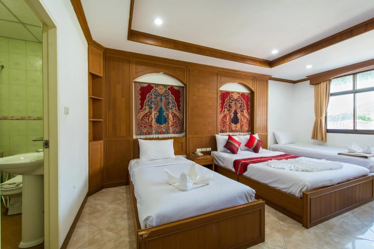 Standard Quadruple Family room