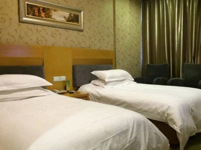 Yiwu Guoxin Hotel
