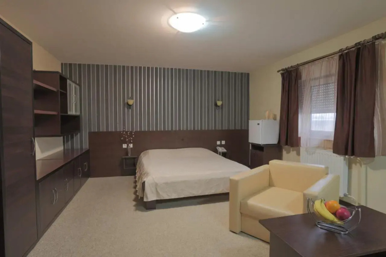 Knez Petrol Motel