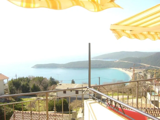 Studio with sea view