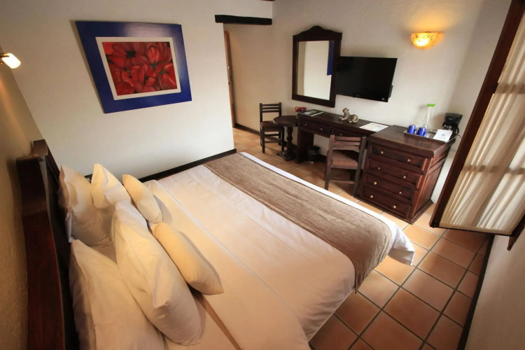 Docecuartos Hotel