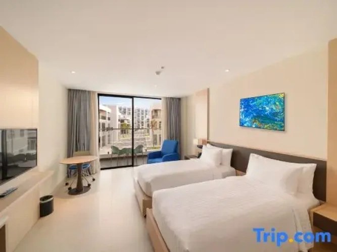 Deluxe Twin room with balcony and with sea view