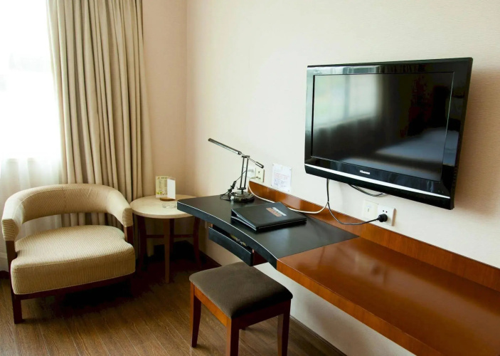 Crown Jiakai Hotel