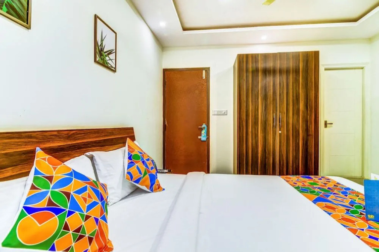 FabHotel Hazel Suites