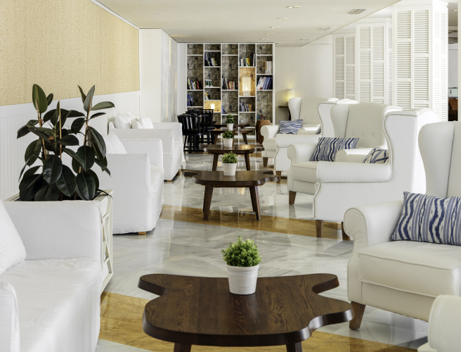 Boutique Hotel H10 Blue Mar - Adults Only photo 16