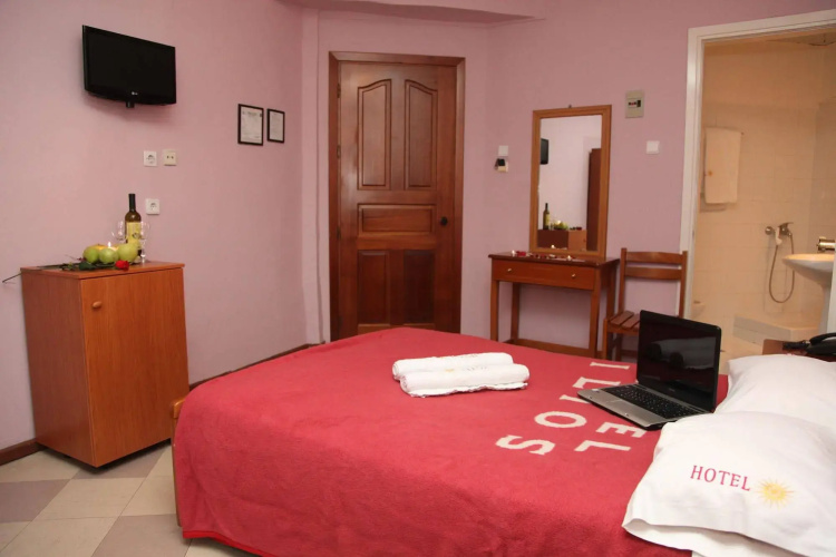 Hotel Ilios