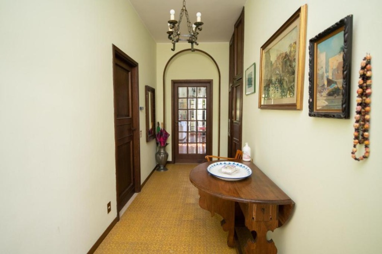 3 Bedrooms Triple Villa