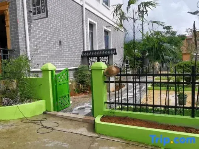 Longjia Quadrangle Inn Homestay